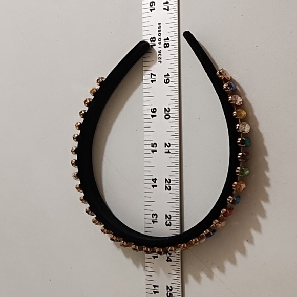 Headband Adorned with Sparky Colored Jewels Set in Gold On Black Velvet - Picture 6 of 8